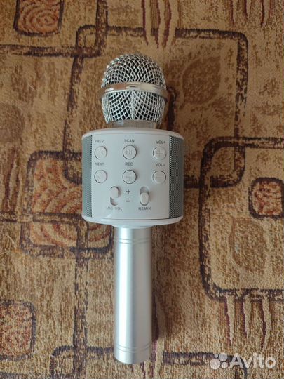 Блютуз колонка-микрофон