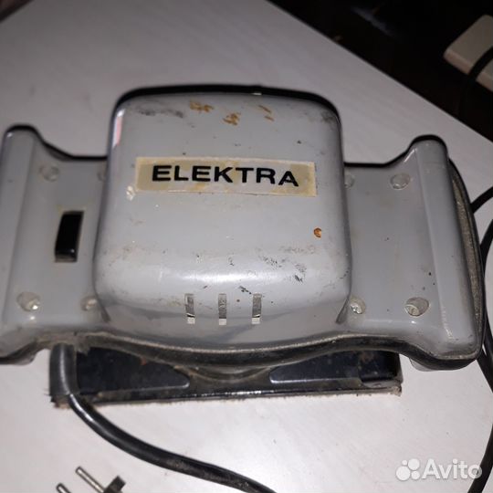 Шлифмашинка вибрационная