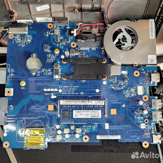 Ноутбук Dell Inspiron 3521 (P28F) на разбор