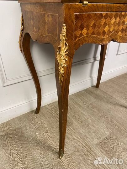 Антикварное бюро