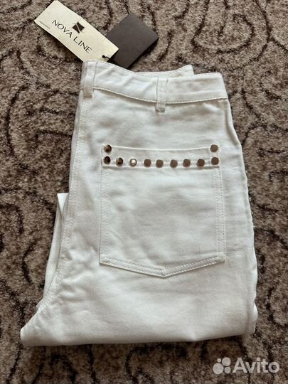 Джинсы белые 42