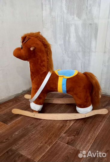 Качалка лошадь