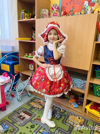 Костюм красной шапочки