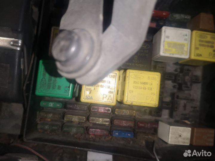 Блок предохранителей Ford Scorpio 1994-1998