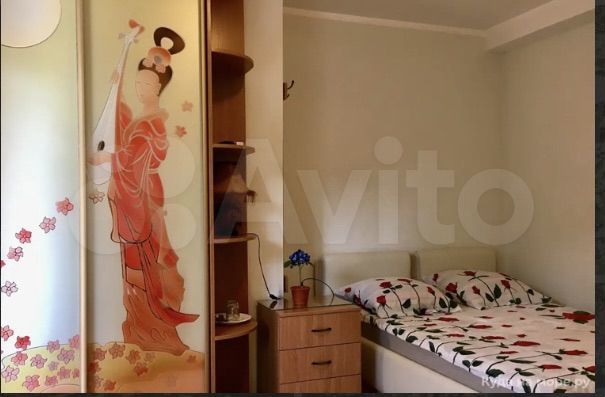 Комната 15 м² в 5-к., 2/3 эт.