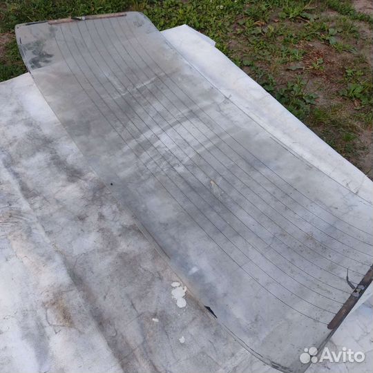 Заднее стекло на ваз 2107