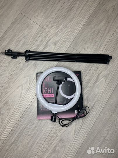 Кольцевая лампа со штативом 26 см
