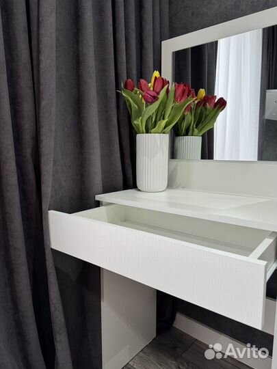 Туалетный столик