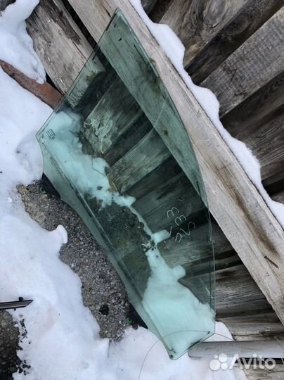 Стекло переднее левое камри 40