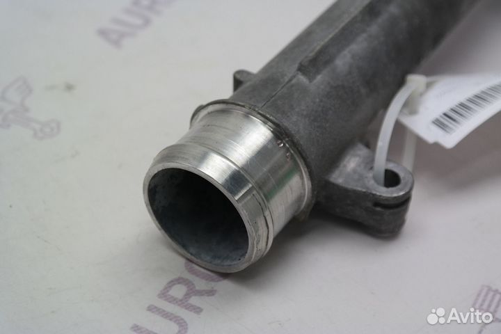 Трубка Mercedes C W205