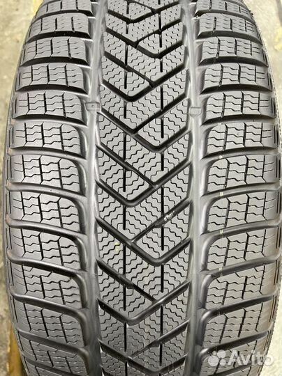 Pirelli Winter Sottozero 3 255/40 R20 101V