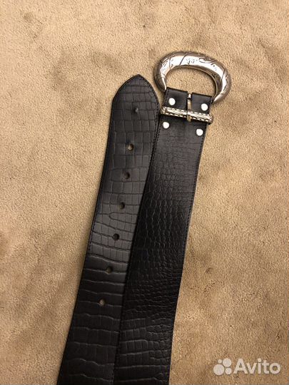 Ремень с красивой пряжкой черный