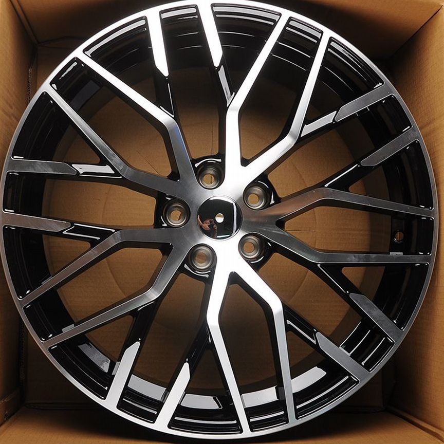 Литые диски Audi 9×R20 5×112