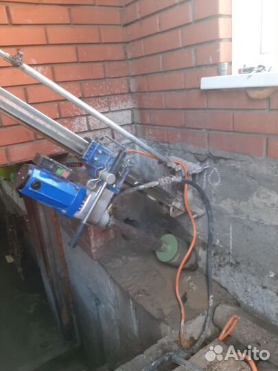 Алмазное бурение отверстий