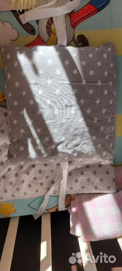 Бортики в кроватку, новые