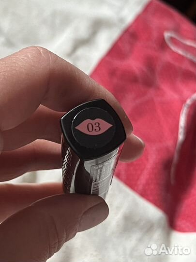 Bourjois губная помада 03 новая