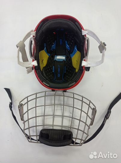 Шлем хоккейный