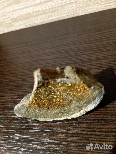 Натуральные природные минералы и самоцветы