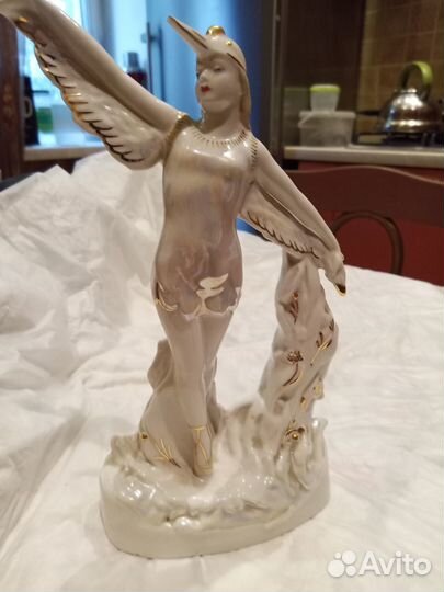 Фарфоровая статуэтка Балерина Аист Вербилки