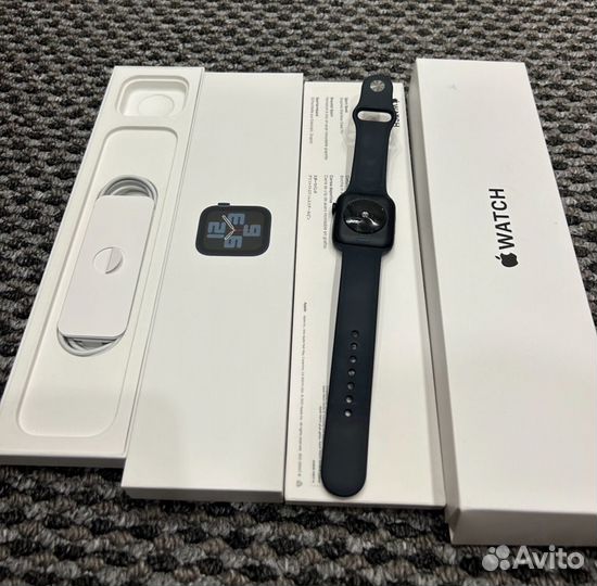 Часы apple watch se 44 mm 2022