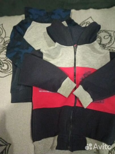 Одежда и обувь для мальчика 104-116 мешком