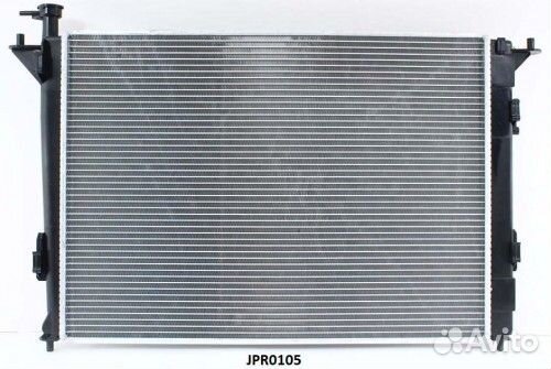 Радиатор охлаждения двигателя hyundai santa FE