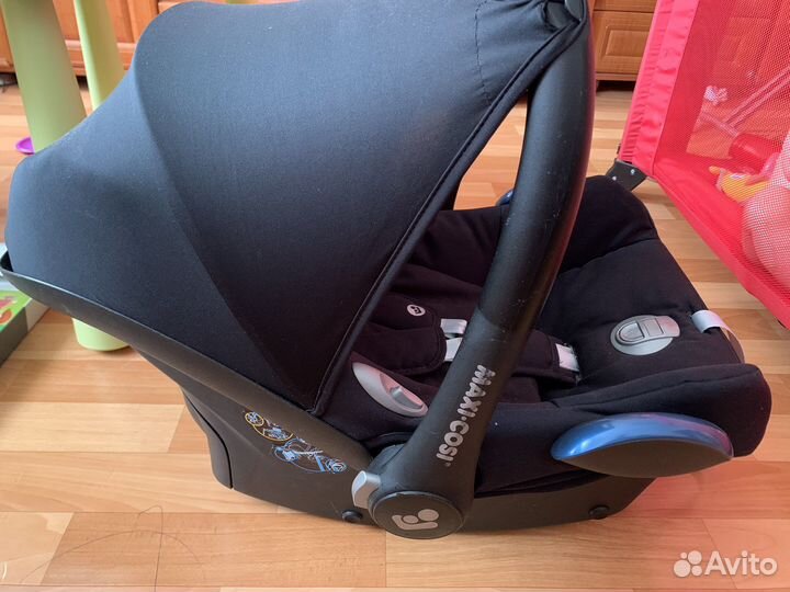 Детское автокресло от 0 maxi cosi