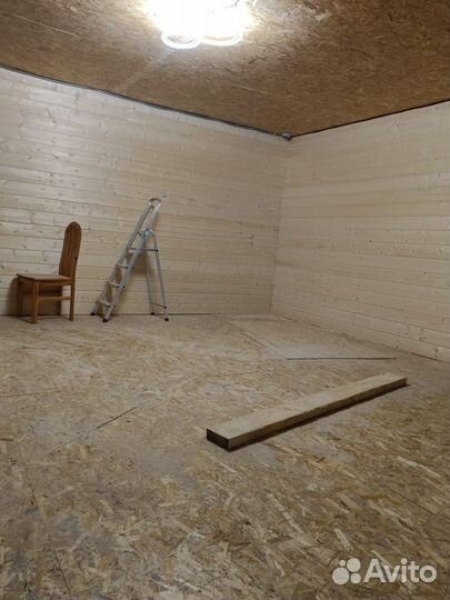 Бригада строителей