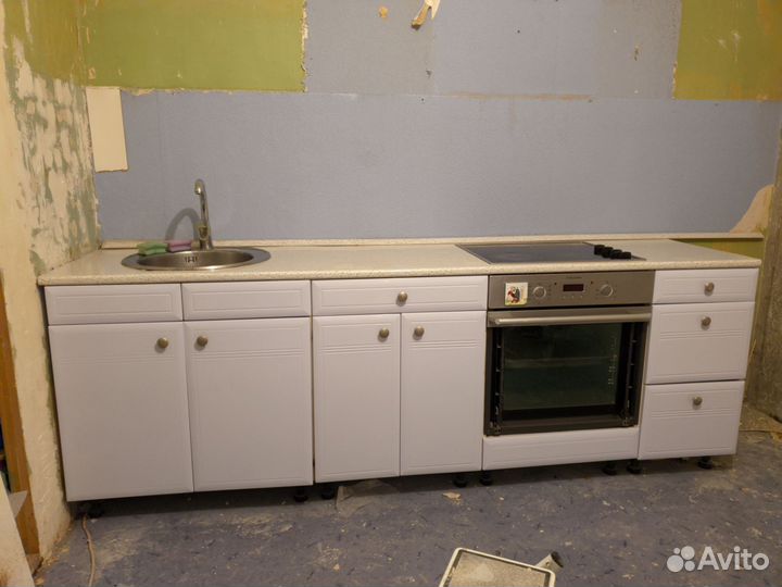 Кухонный гарнитур, кухня