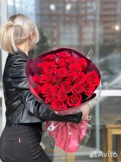 Букет красных роз Эквадор