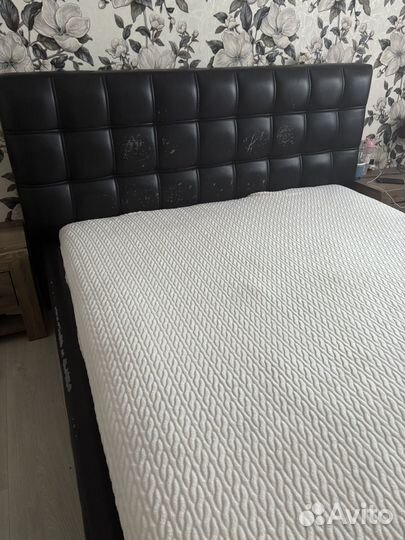 Кровать двухспальная 160 200 без матраса