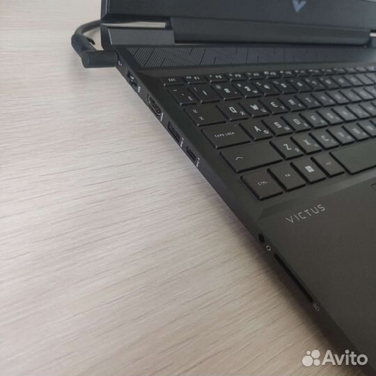 Игровой ноутбук HP victus 16-e0149ur