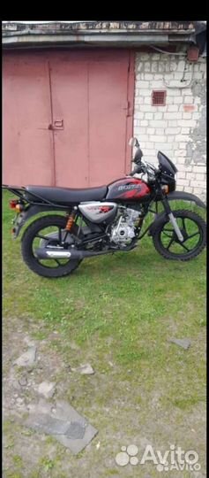 Bajaj boxer 150