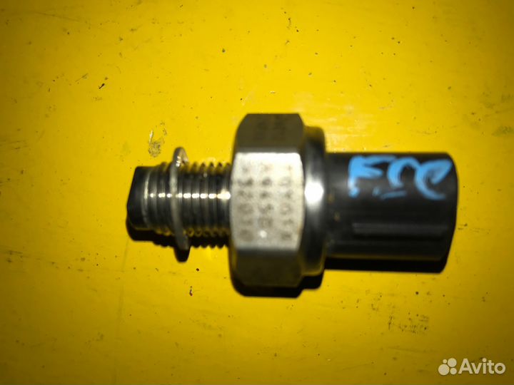 Датчик давления топлива тойота 89458-32010