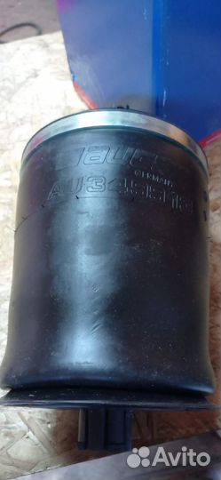 Пневмоподушка передней подвески Volvo VNL