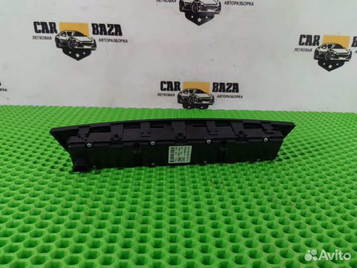 Электронный блок Mercedes-Benz C-class