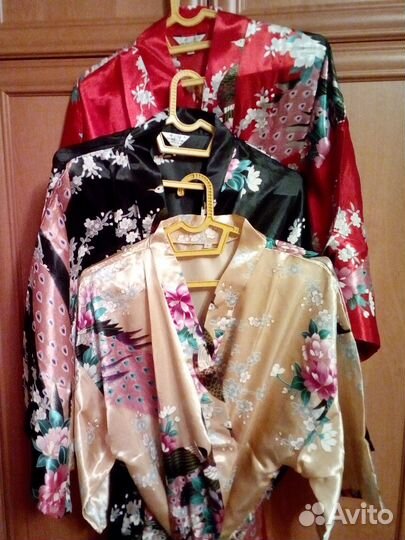 Шёлковые Халаты с Павлинами Новые