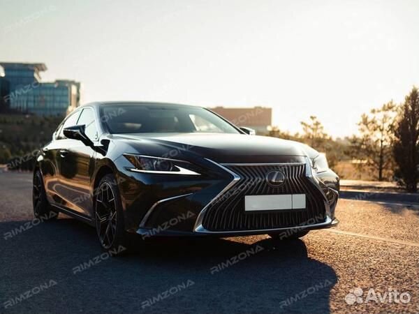 Литые диски R19 на Lexus ES