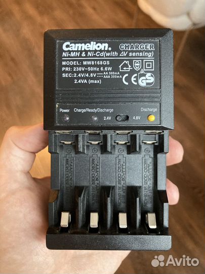 Зарядное устройство Camelion