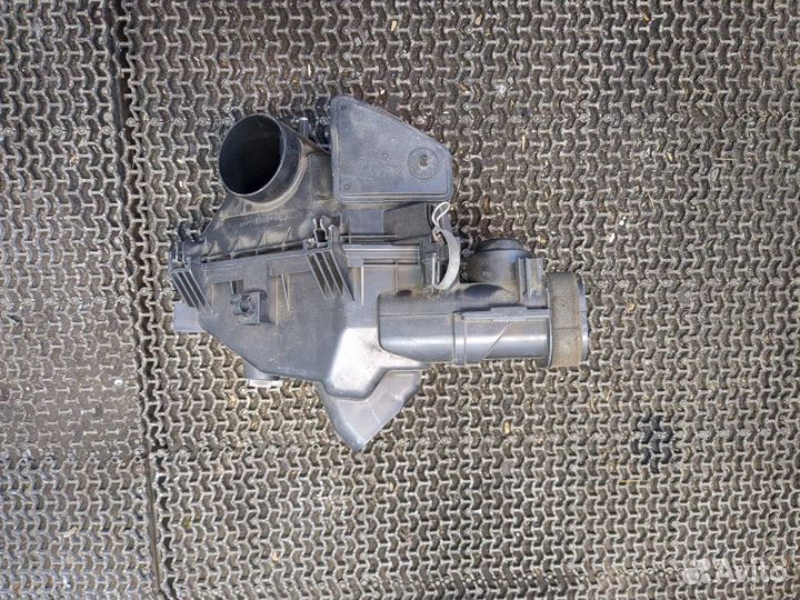 Корпус воздушного фильтра Lexus ES, 2010