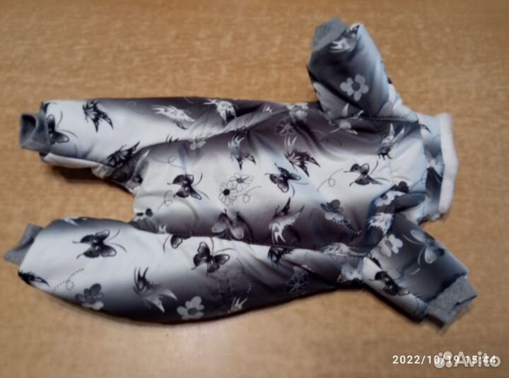 Комбинезон для маленькой собаки