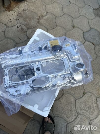 Клапанная алюминивая крышка bmw n20b20