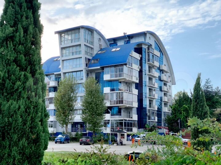 3-к. квартира, 100 м², 6/7 эт.