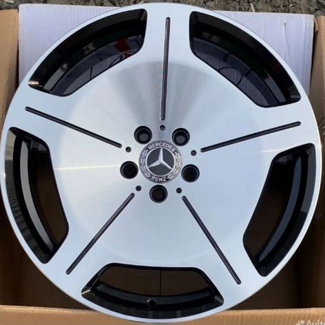 Литые диски Powcan 8×R17 5×112