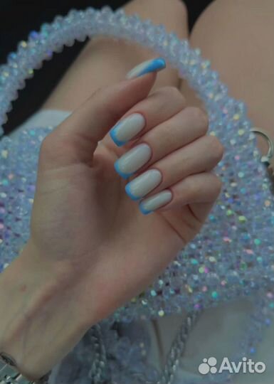 Маникюр и педикюр