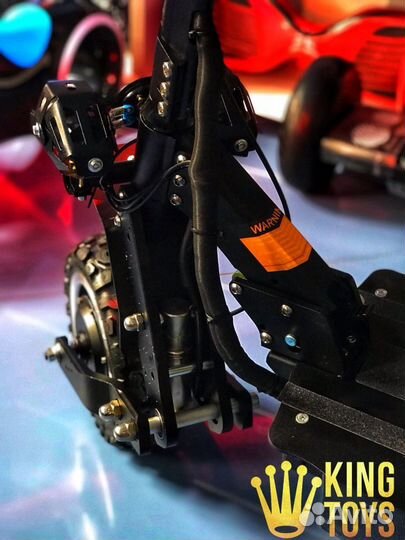 Электросамокат Ultron T108 New