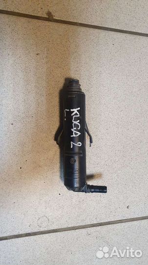 Форсунка омывателя фары левая Ford Kuga 2
