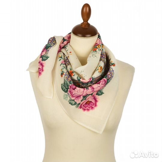 Павлопосадский платок «Волшебный край» 72*72