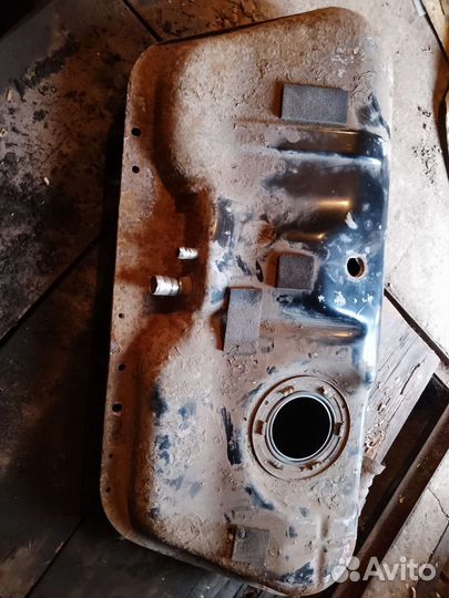 Топливный бак на chevrolet lanos