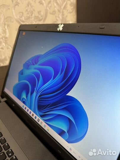 Игровой ноутбук Samsung